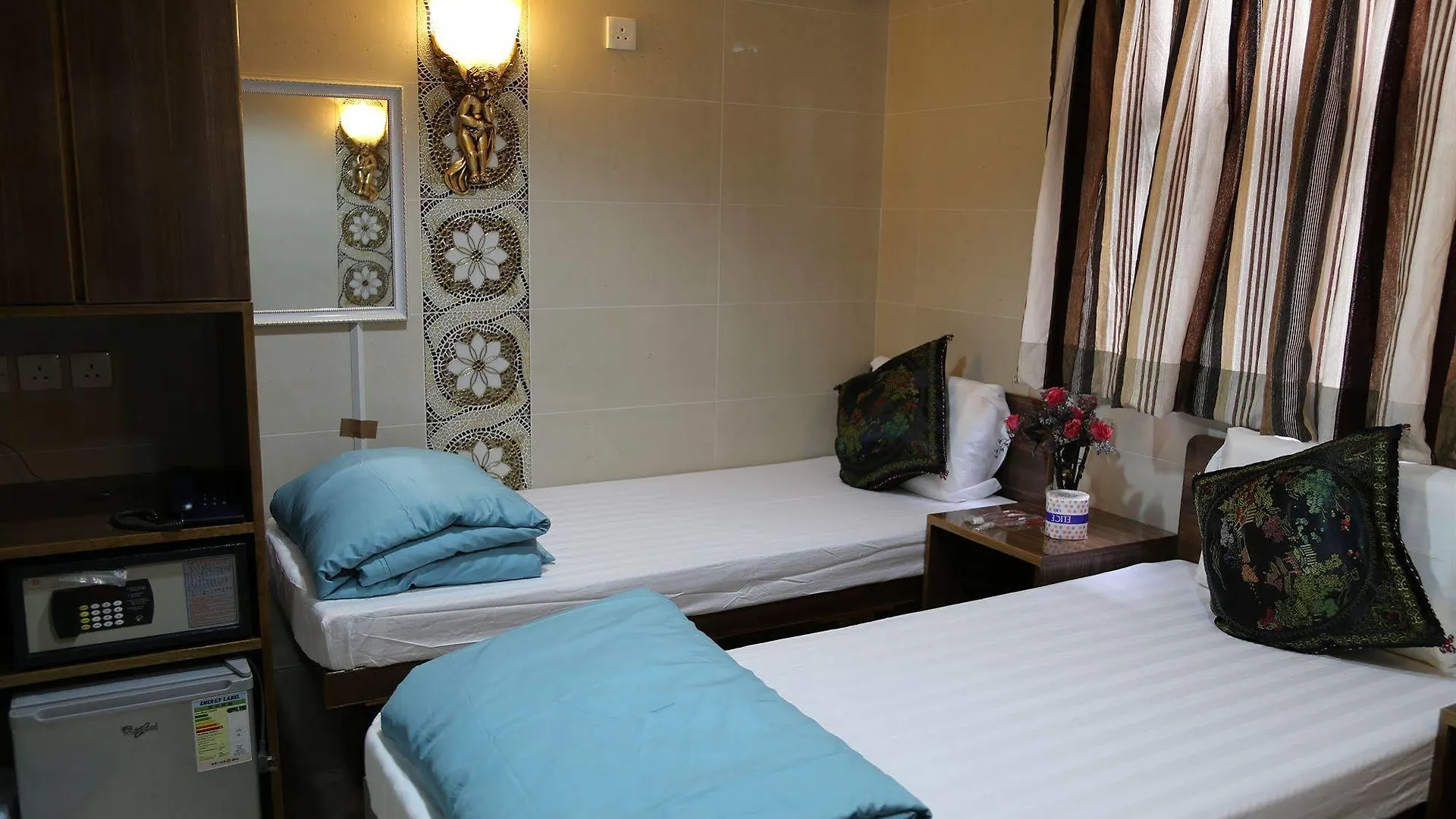 Legend Guest House Hong Kong