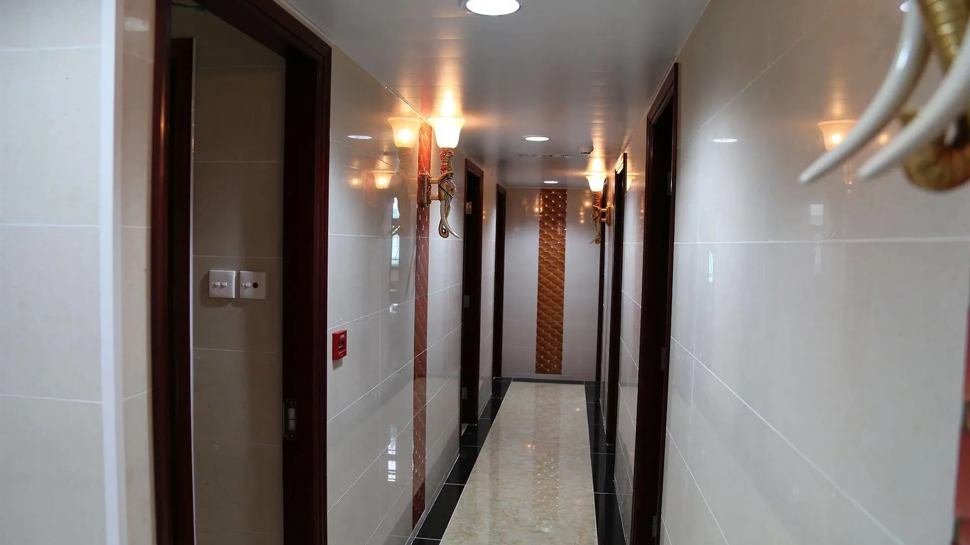 Legend Guest House Hong Kong