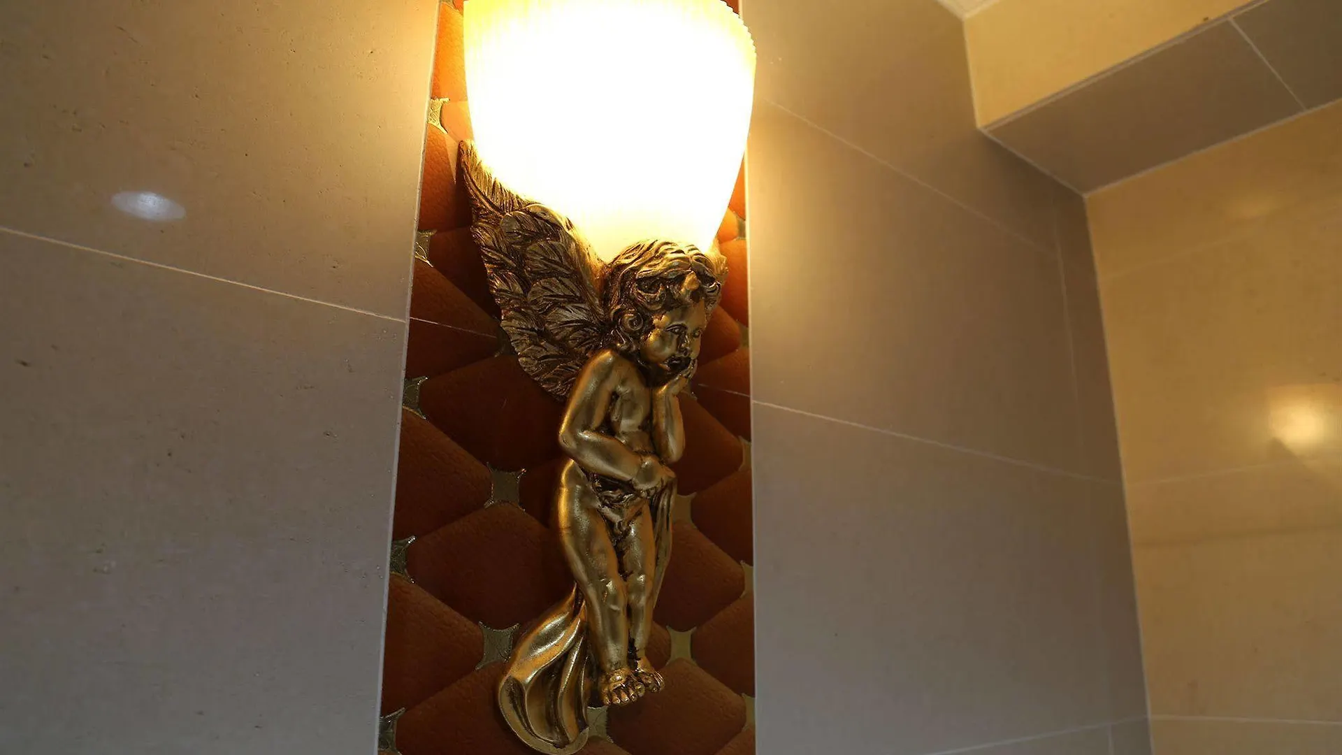 Legend Guest House Hong Kong China